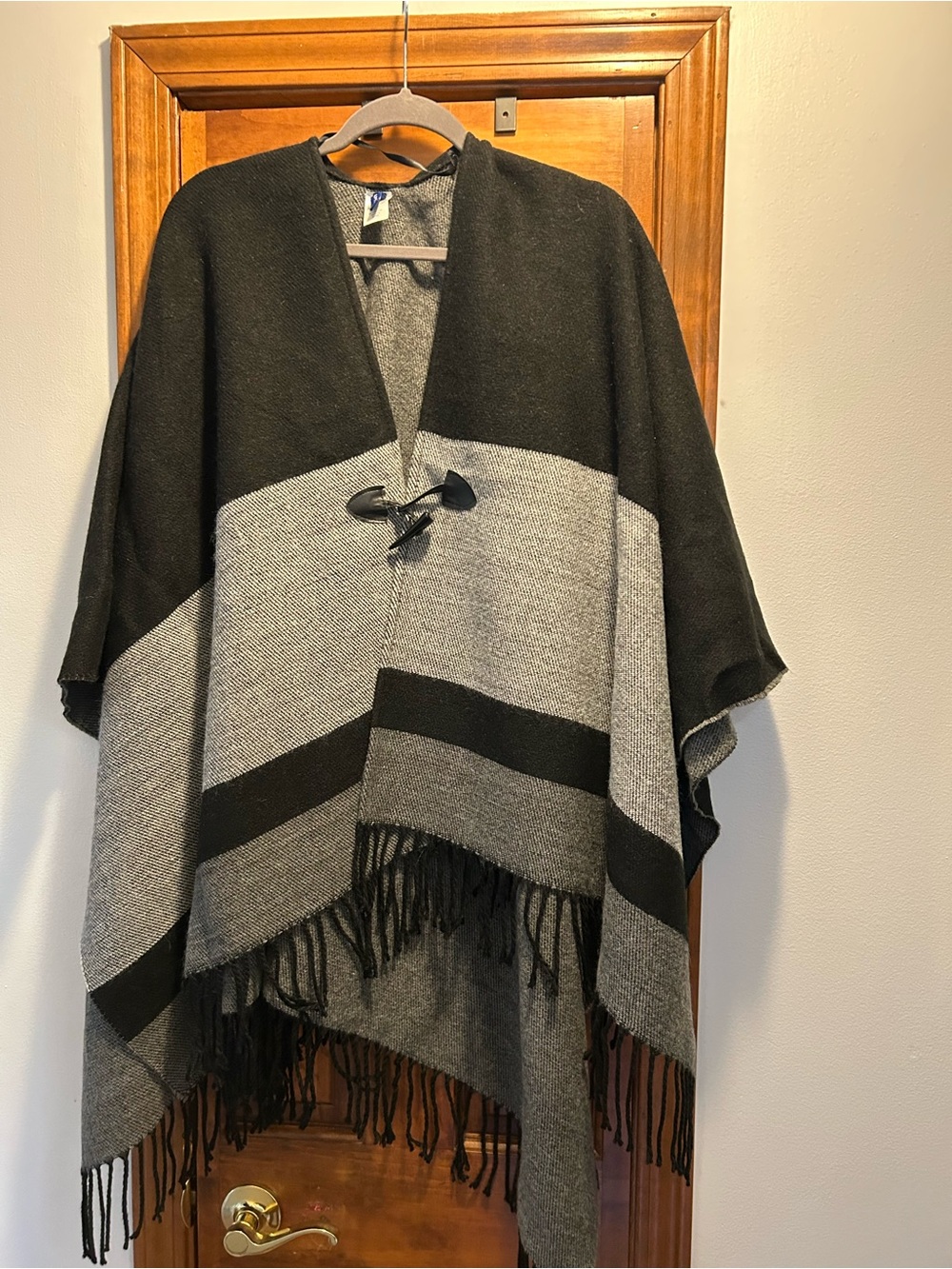 Apt. 9 Black and Gray Toggle Fringe Poncho